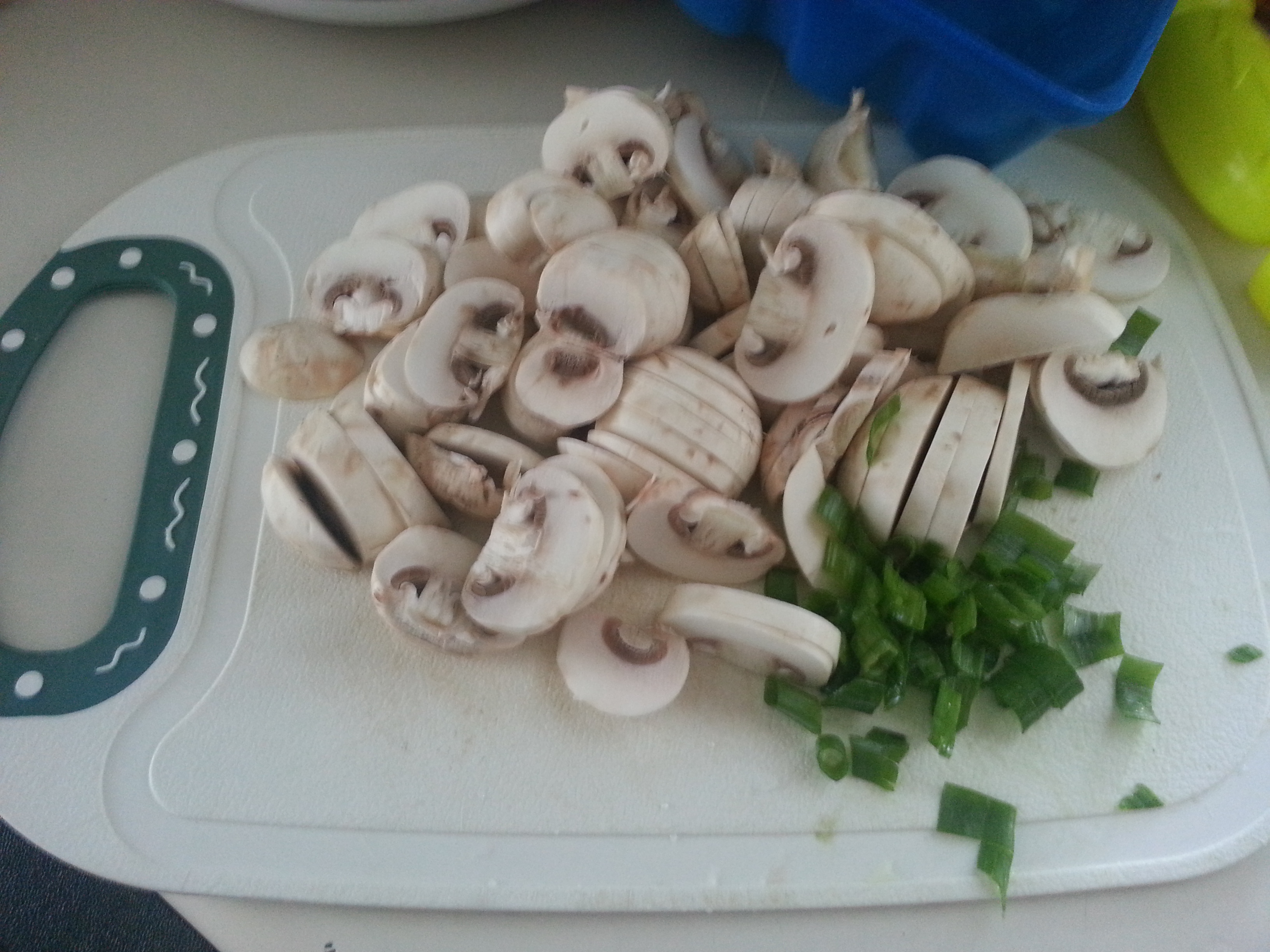 Sliced Mushrooms & Green Onions